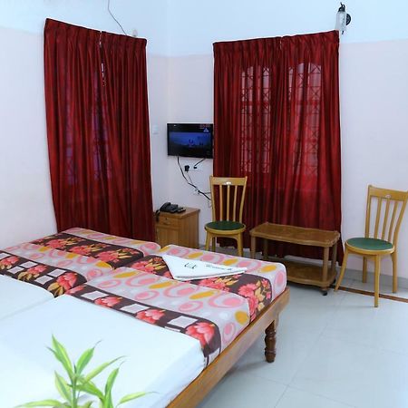 Princess Inn Royal Thiruvananthapuram Kültér fotó