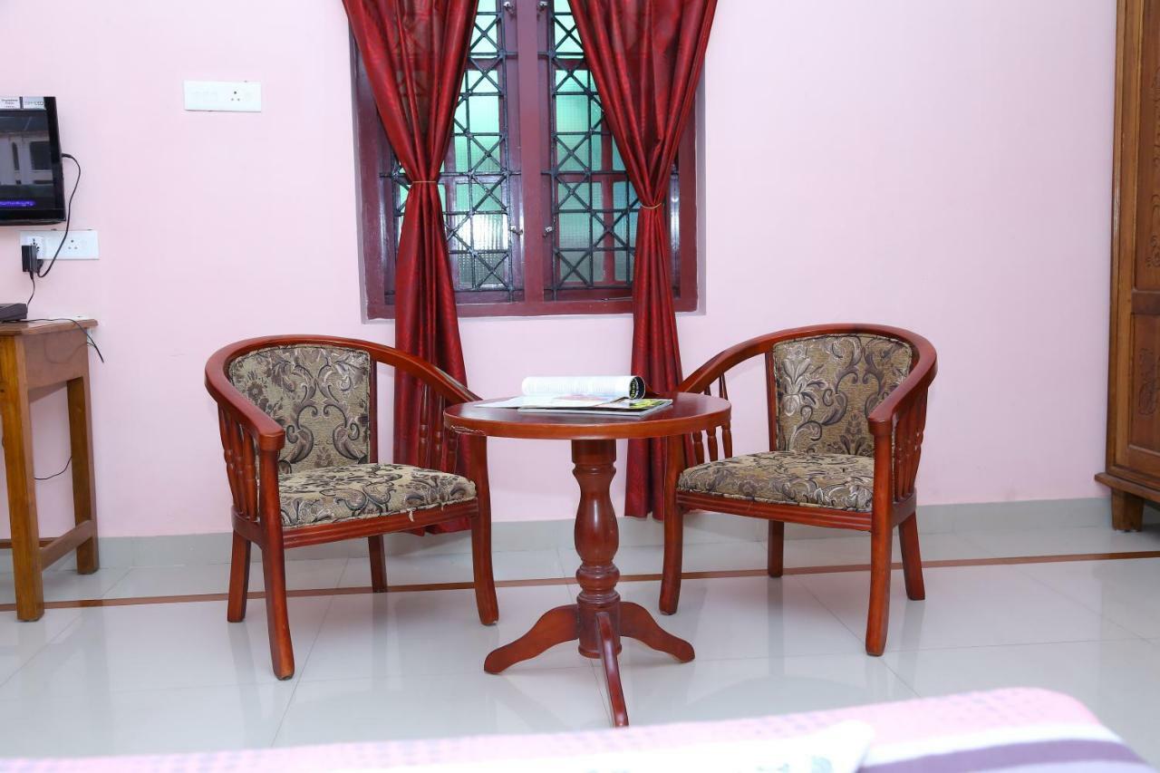 Princess Inn Royal Thiruvananthapuram Kültér fotó